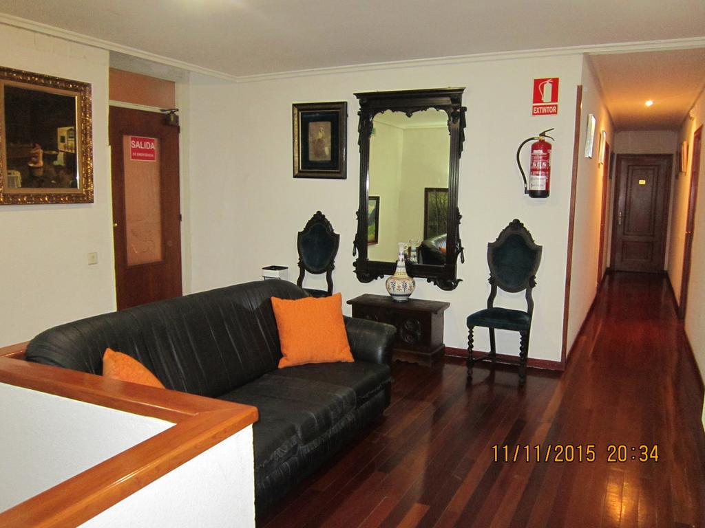 Hotel Los Perales Puebla de Sanabria Exterior foto
